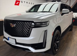   Cadillac Escalade ESV