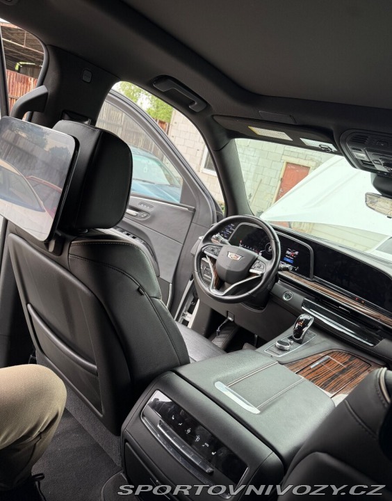 Ostatní značky Ostatní modely Cadillac Escalade ESV 2021