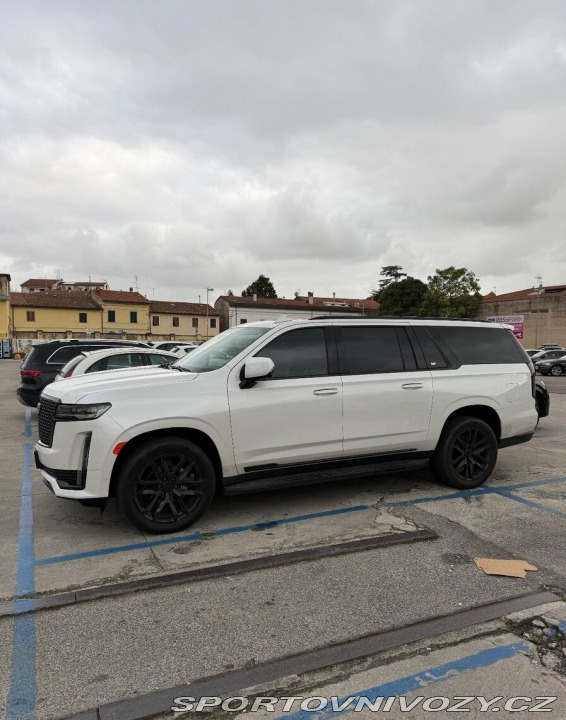 Ostatní značky Ostatní modely Cadillac Escalade ESV 2021