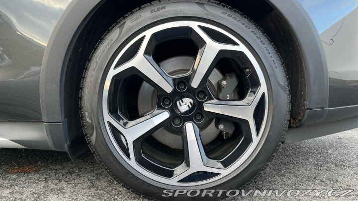 Porsche Taycan 4 Cross Turismo 2024