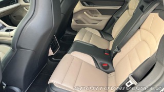 Porsche Taycan 4 Cross Turismo 2024