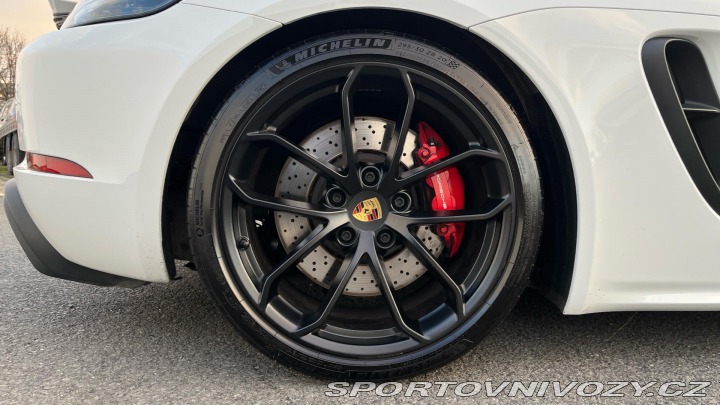 Porsche Boxster Spyder 2020