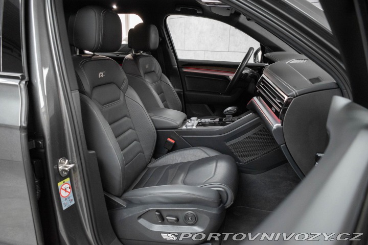 Volkswagen Ostatní modely Touareg 3.0 TDI R-LINE*TAŽNÉ*AIR* 2020
