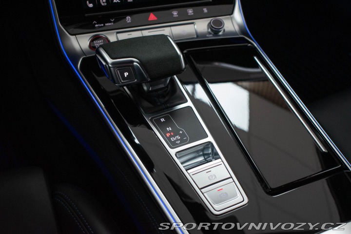 Audi RS6 V8 PERFORMANCE*ČR*ZÁRUKA* 2023