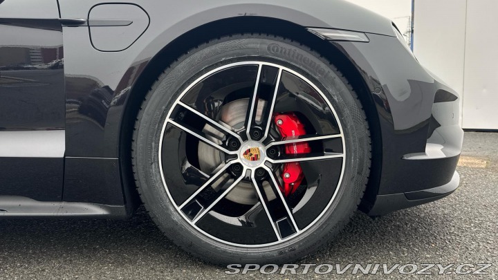 Porsche Taycan 4S Sport Tursimo 4S 2025