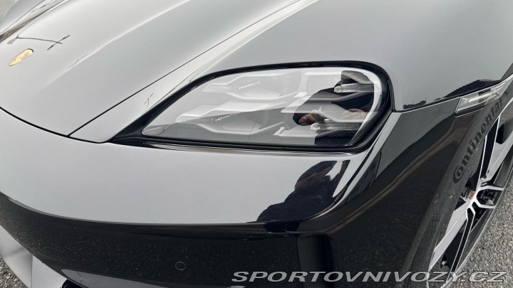 Porsche Taycan 4S Sport Tursimo 4S 2025