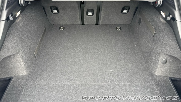 Porsche Taycan 4S Sport Tursimo 4S 2025