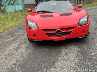 Opel Speedster 2.2 unikátní historie 2001