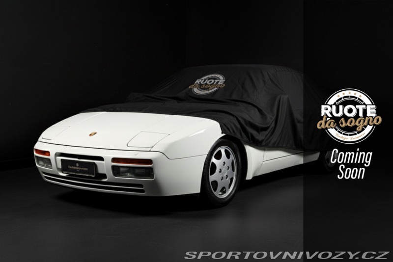Porsche 944 