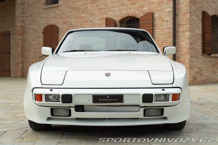 Porsche 944 1985