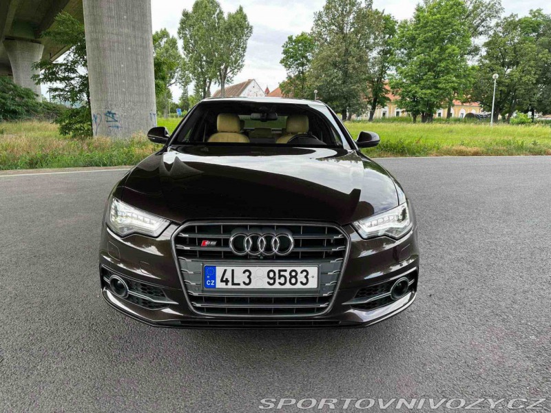 Audi S6 osobní