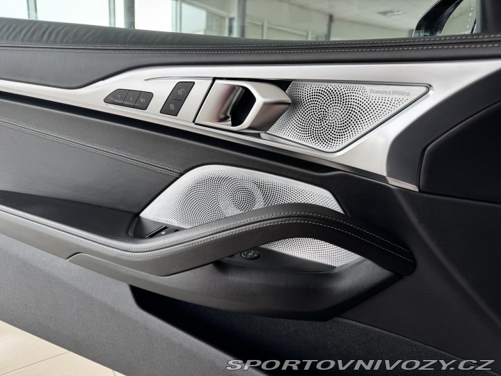 BMW 8 M850i xDrive*MaxVýbava*B& 2019
