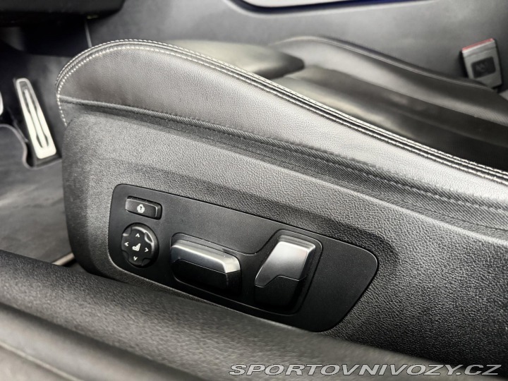 BMW 8 M850i xDrive*MaxVýbava*B& 2019