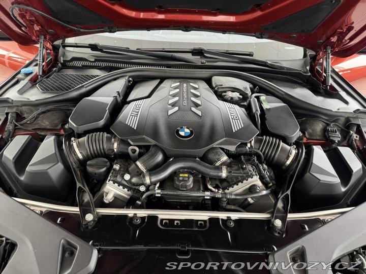 BMW 8 M850i xDrive*REZERVACE! 2019