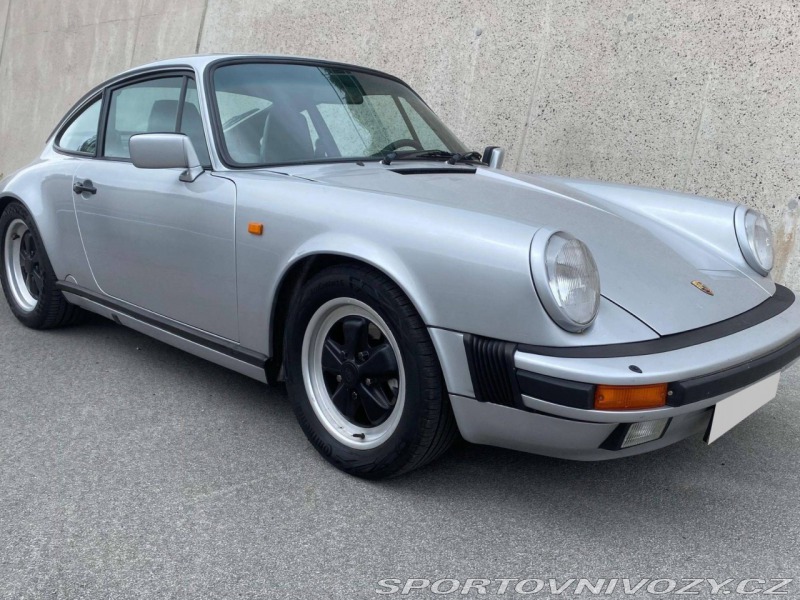 Porsche 911 Carrera 3.2 G50