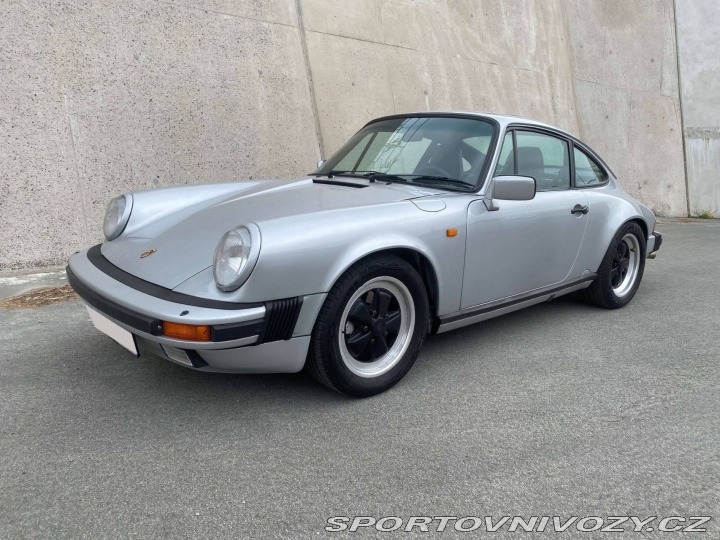 Porsche 911 Carrera 3.2 G50 1987