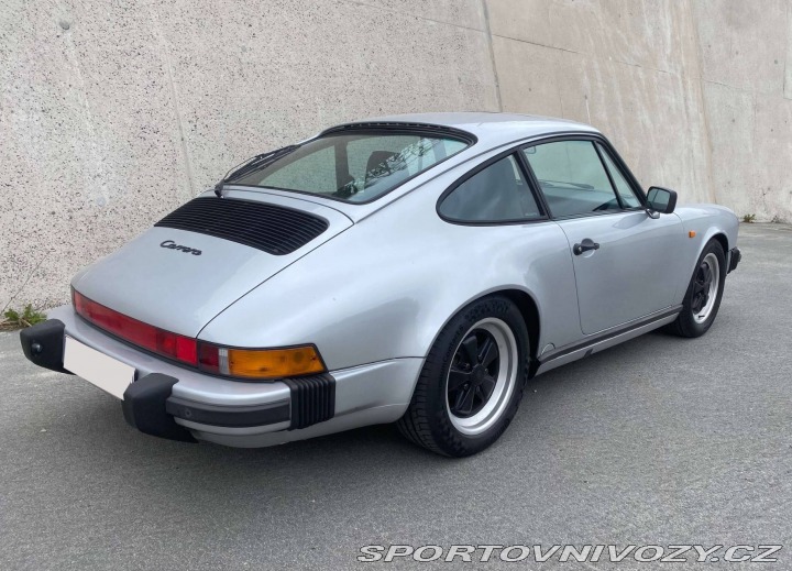 Porsche 911 Carrera 3.2 G50 1987