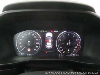 Volvo Ostatní modely XC40 Momentum Pro B5 AWD 2021