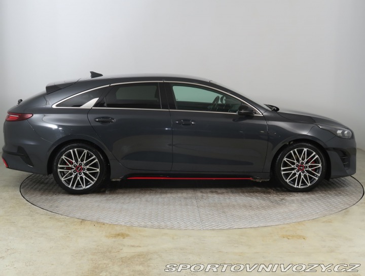 Kia ProCeed GT 1.6 T-GDI 2022