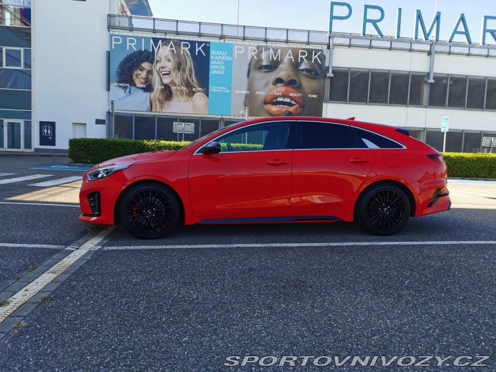 Kia ProCeed GT 2020