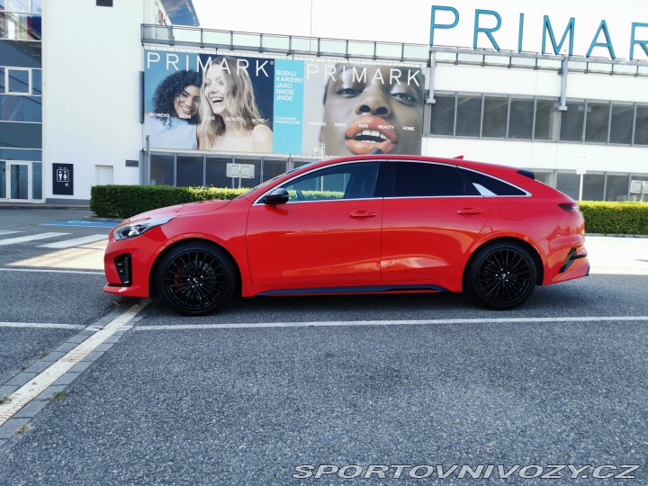 Kia ProCeed GT 2020