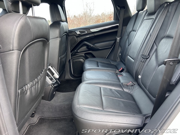 Porsche Cayenne 3.0tdi 2011