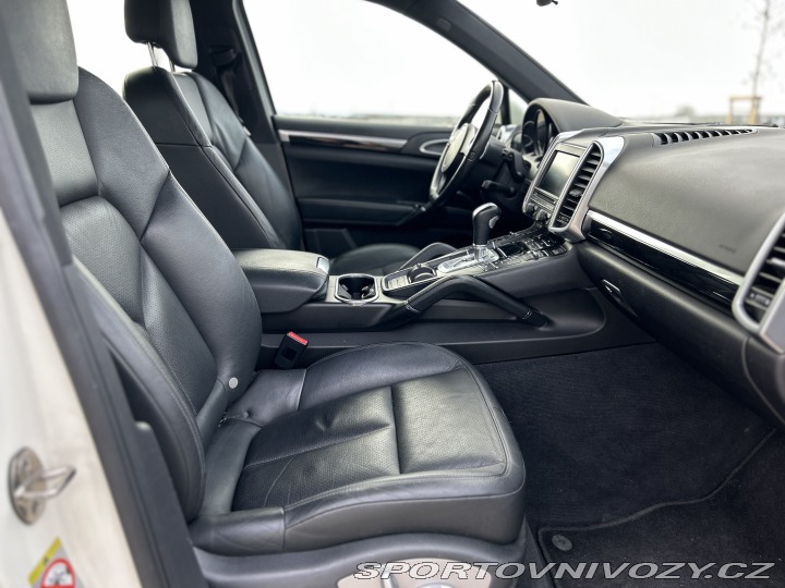 Porsche Cayenne 3.0tdi 2011