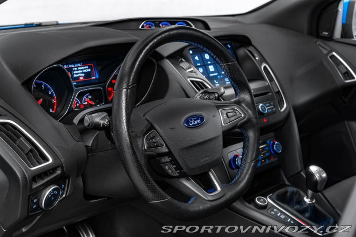Ford Focus RS RS 350PS Brembo Záruka 2017