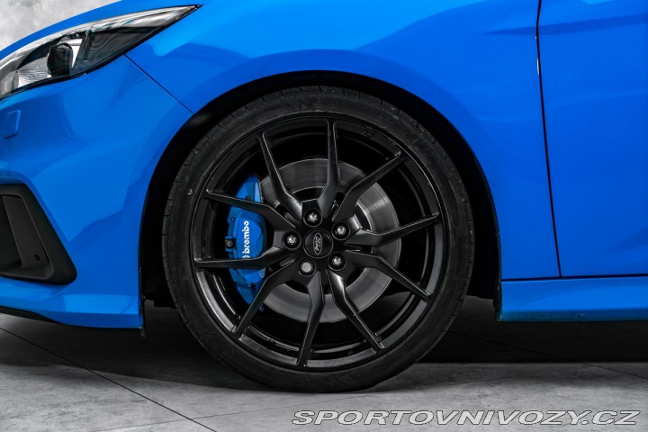 Ford Focus RS RS 350PS Brembo Záruka 1800