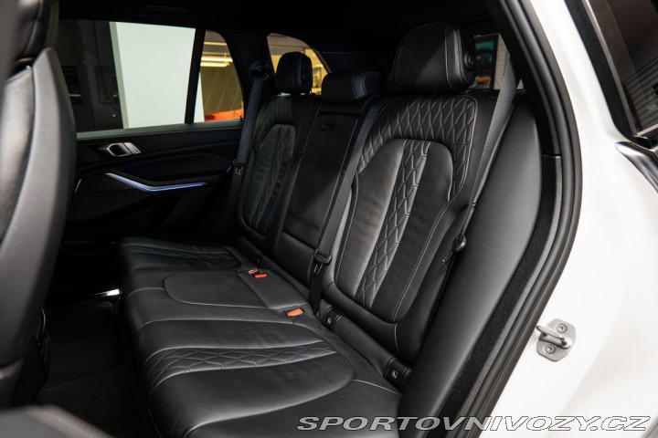 BMW X5 M50i xDrive HarmanKardon/ 1800