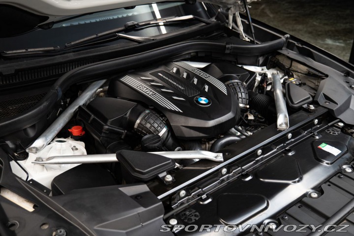 BMW X5 M50i xDrive HarmanKardon/ 1800