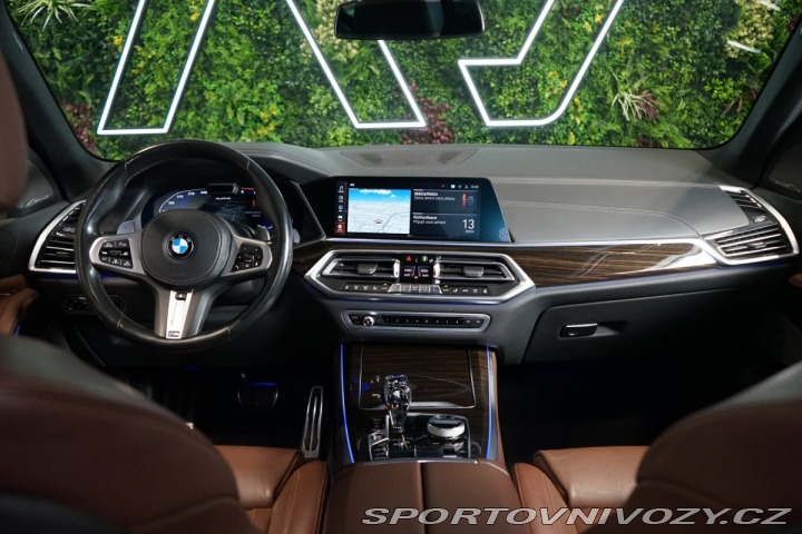 BMW X5 M50d*XDRIVE*PANO*HUD*VZDU 2020