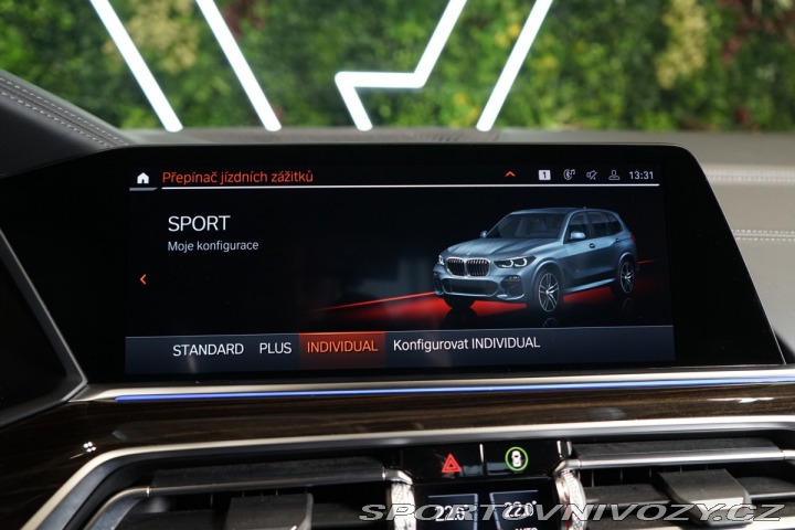 BMW X5 M50d*XDRIVE*PANO*HUD*VZDU 2020