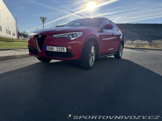 Alfa Romeo Stelvio  2017