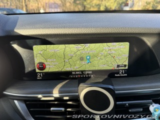 Alfa Romeo Stelvio  2017