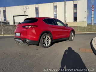 Alfa Romeo Stelvio  2017