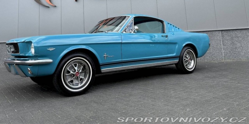 Ford Mustang Fastback