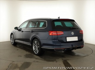 Volkswagen Ostatní modely Passat Highline 2.0 BiTDI 2016
