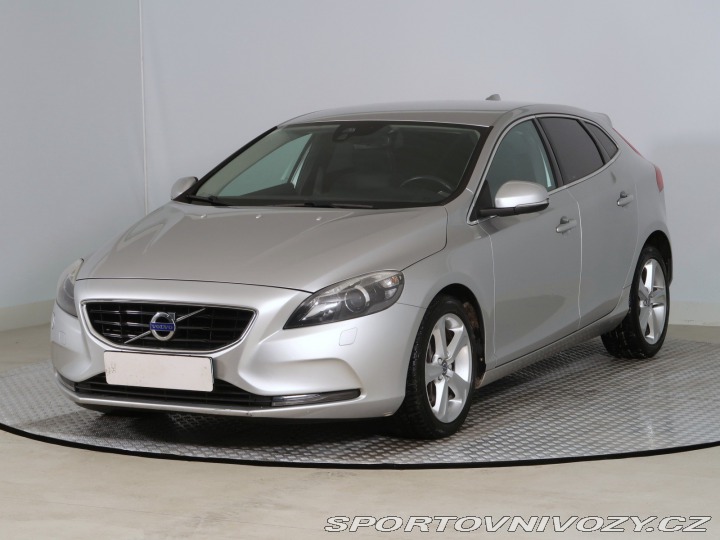 Volvo V40 2.0 D4 2015