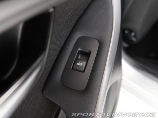 Volvo V40 2.0 D4 2015