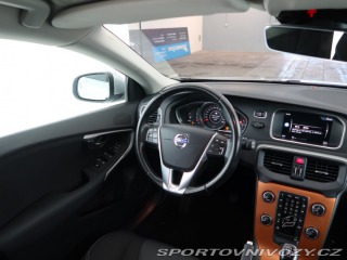Volvo V40 2.0 D4 2015