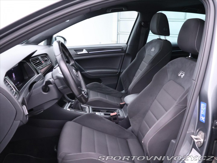 Volkswagen Golf 2,0 TSI R 228kW 4Motion V 2017