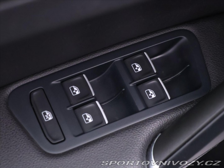 Volkswagen Golf 2,0 TSI R 228kW 4Motion P 2017