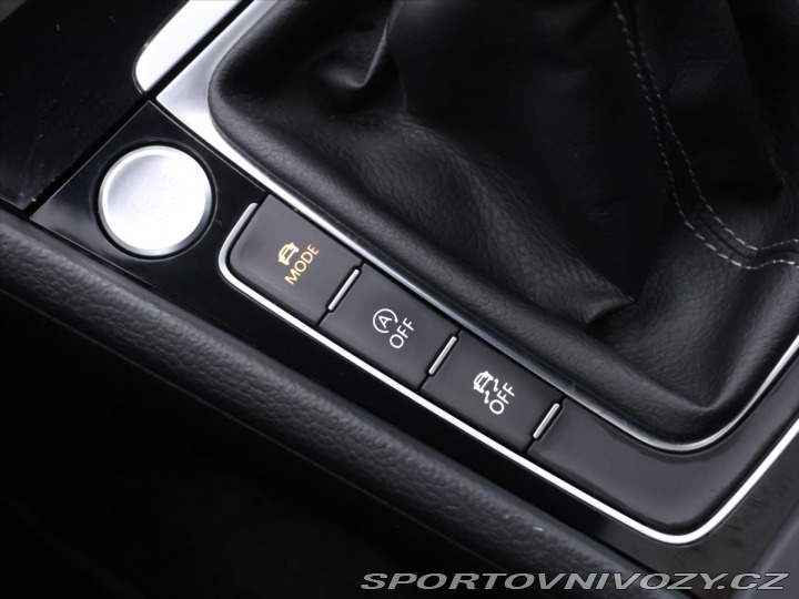 Volkswagen Golf 2,0 TSI R 228kW 4Motion P 2017