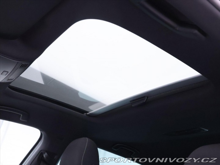 Volkswagen Golf 2,0 TSI R 228kW 4Motion V 2017