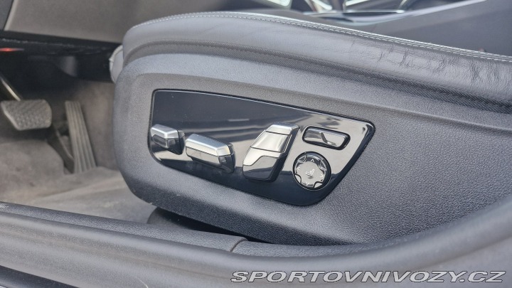 BMW 5 540i xDrive 2021