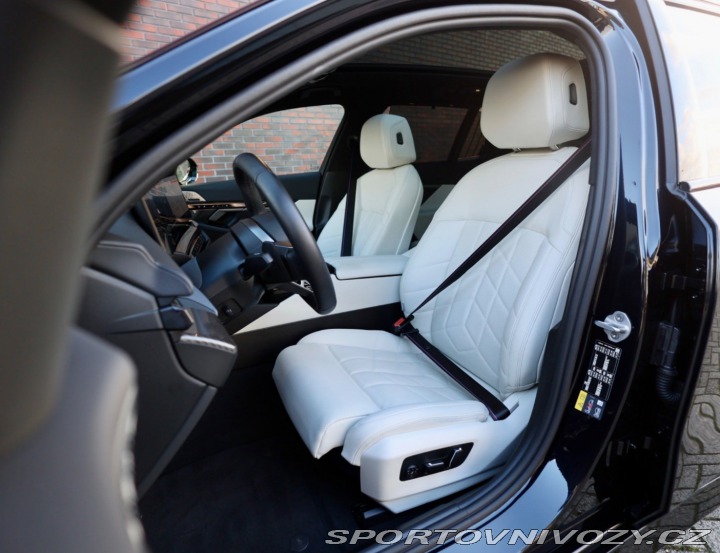 BMW 5 Touring 550e xDrive | ť 2025