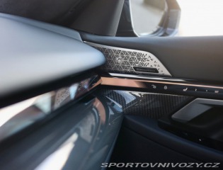 BMW 5 Touring  550e xDrive  | ť 2025