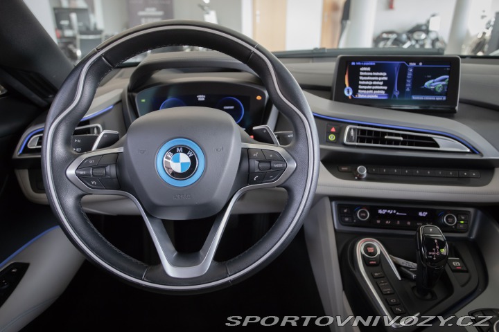 BMW i8 2015