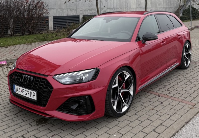 Audi RS4 competition+